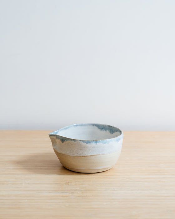 Matcha-Schale mit Ausguss – Beige