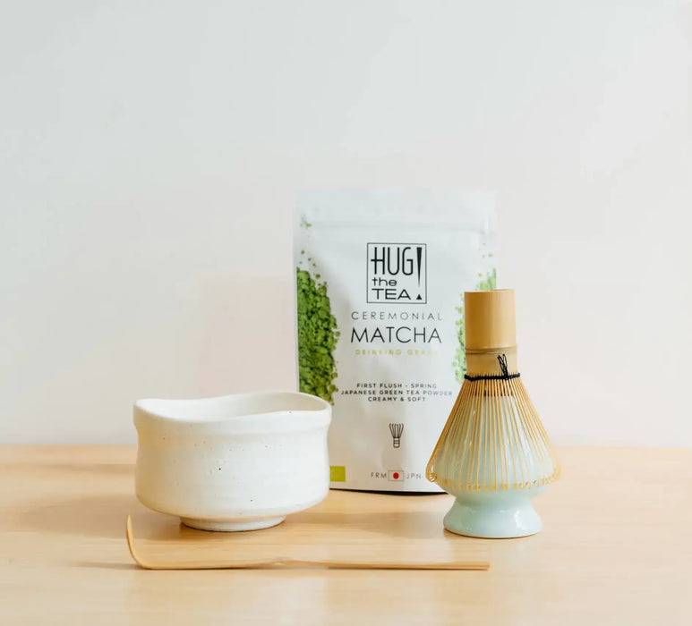 MATCHA SET WHITE JAPAN - with white bowl (4 or 5 pcs)