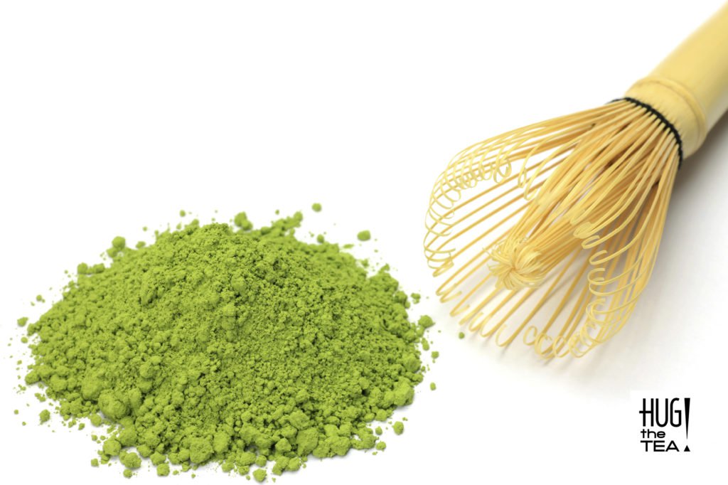 matcha-green-powder-and-whisk