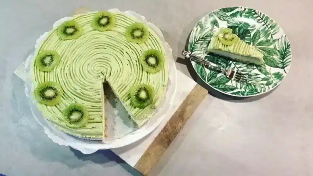 Matcha cake kiwi