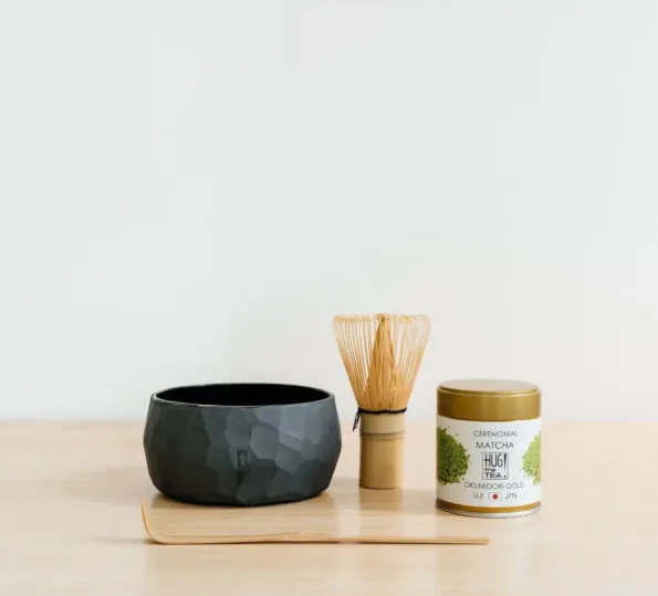UJI MATCHA SET GOLD – with handmade black bowl (4-pcs)